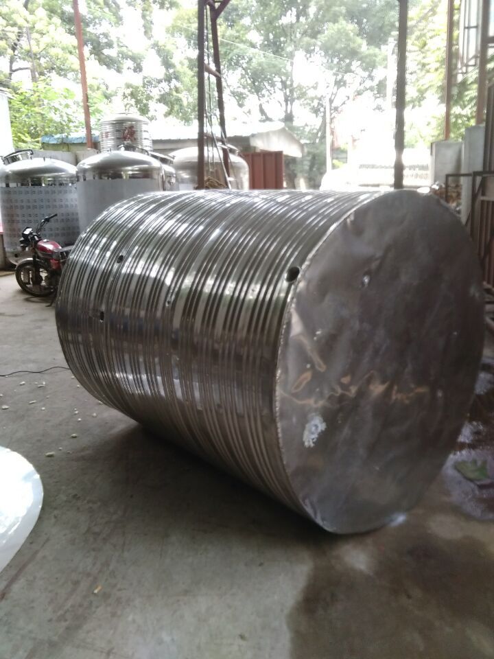 10吨承压保温不锈钢水箱